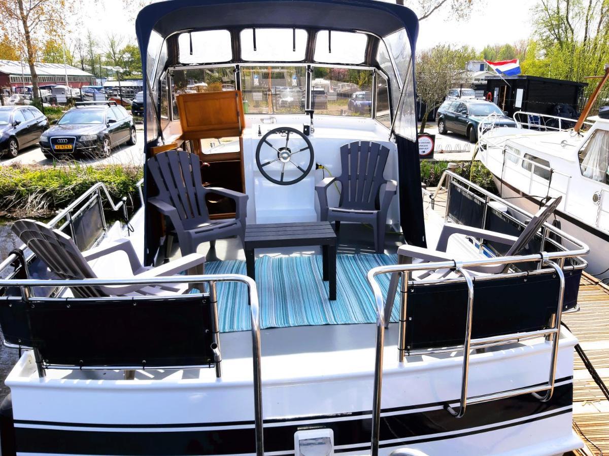 Motor Yacht Amazone Hotel Amsterdam Buitenkant foto
